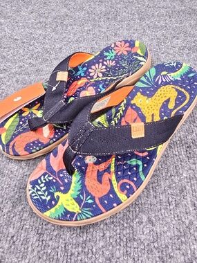 UIN Women's Jungle Party Majorca thong Flops Thong Sandals US 9/9.5 NWT